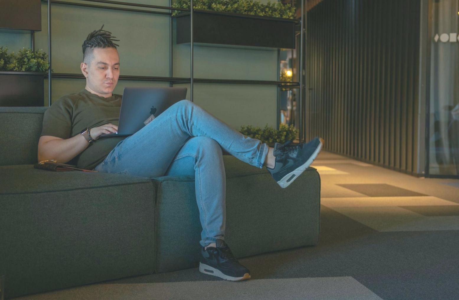 Financial education session focused on practical entrepreneurial mindset development